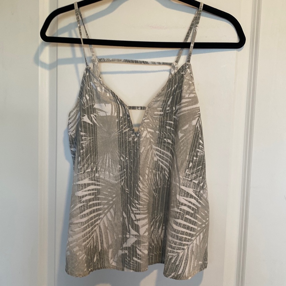 RVCA summer top